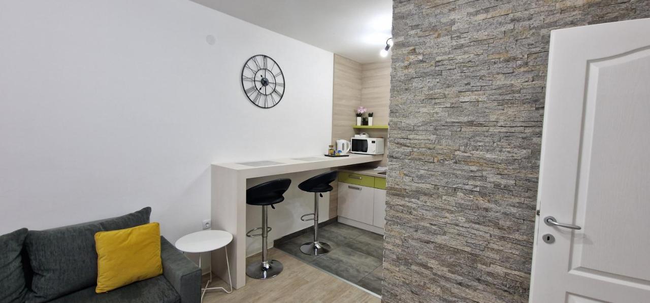 Studio 7 Novi Sad Exterior foto